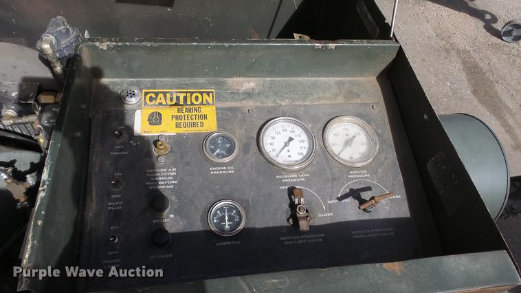 image for item EA9824 Ingersoll Rand MC-2A air compressor