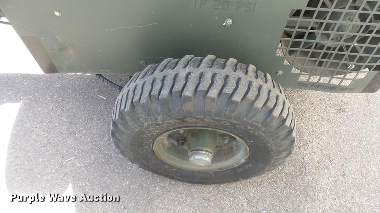 image for item EA9824 Ingersoll Rand MC-2A air compressor