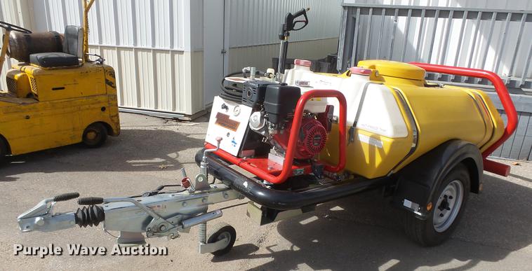 image for item EA9827 Brendon Bowers pressure washer