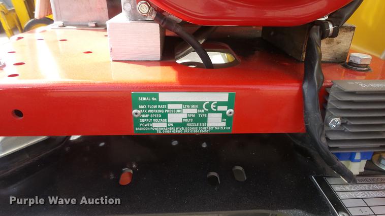 image for item EA9827 Brendon Bowers pressure washer