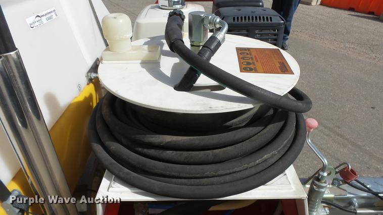 image for item EA9827 Brendon Bowers pressure washer