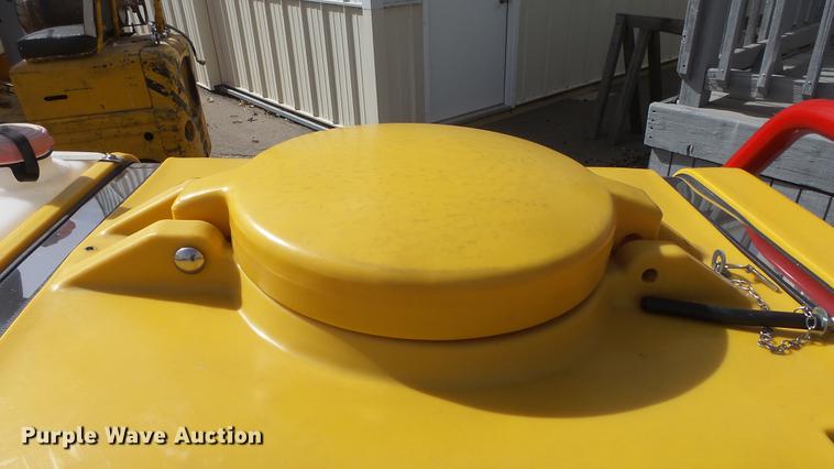 image for item EA9827 Brendon Bowers pressure washer