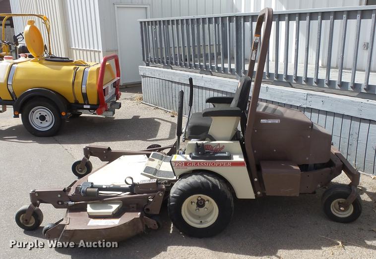 image for item EA9828 Grasshopper 729 ZTR lawn mower