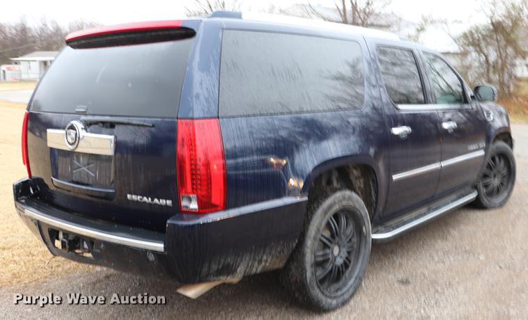 image for item EJ9786 2007 Cadillac Escalade ESV SUV