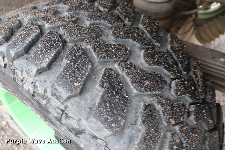 image for item EJ9787 2002 Chevrolet Silverado 1500 Crew Cab pickup truck