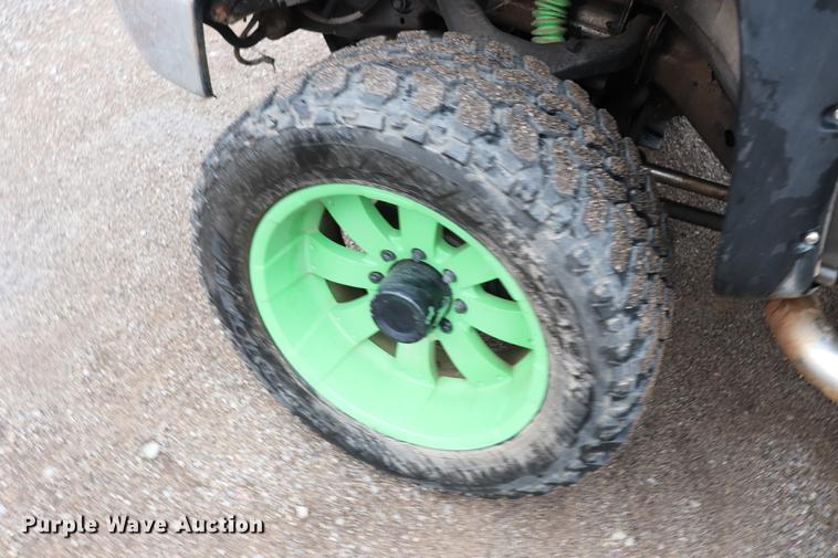 image for item EJ9787 2002 Chevrolet Silverado 1500 Crew Cab pickup truck