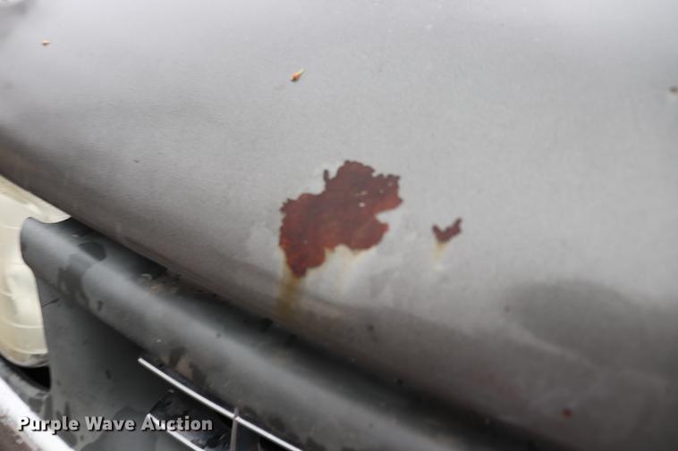 image for item EJ9787 2002 Chevrolet Silverado 1500 Crew Cab pickup truck