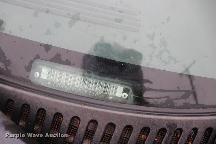 image for item EJ9787 2002 Chevrolet Silverado 1500 Crew Cab pickup truck