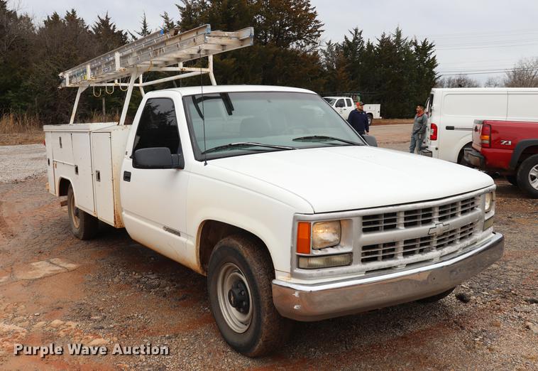 image for item EJ9791 1997 Chevrolet C2500 utility bed pickup truck