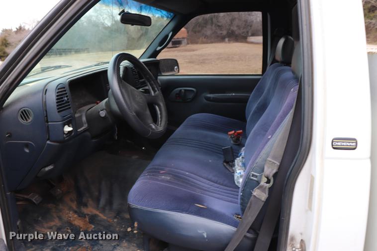 image for item EJ9791 1997 Chevrolet C2500 utility bed pickup truck