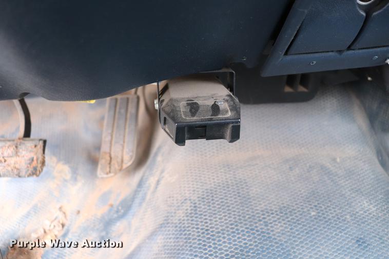 image for item EJ9791 1997 Chevrolet C2500 utility bed pickup truck