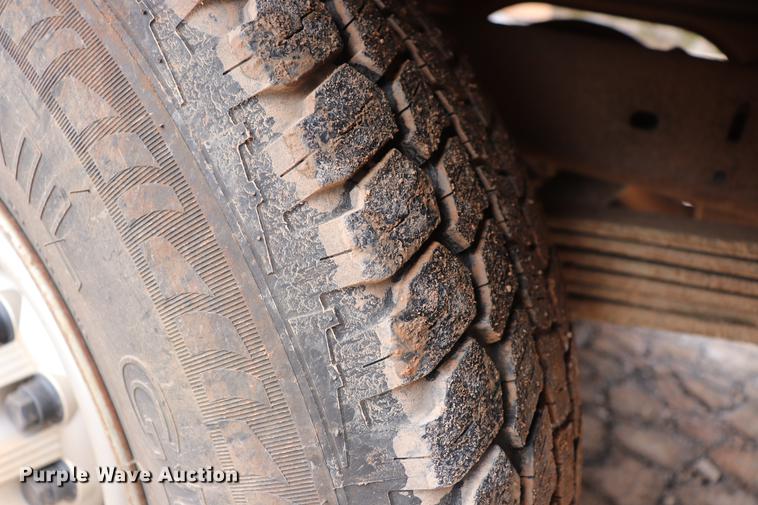 image for item EJ9791 1997 Chevrolet C2500 utility bed pickup truck