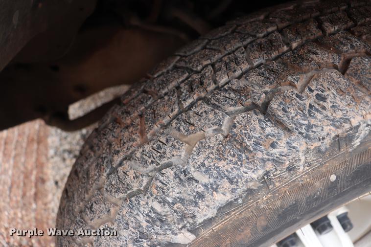 image for item EJ9791 1997 Chevrolet C2500 utility bed pickup truck