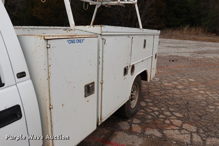 image for item EJ9791 1997 Chevrolet C2500 utility bed pickup truck