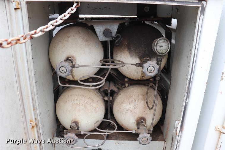 image for item EJ9791 1997 Chevrolet C2500 utility bed pickup truck