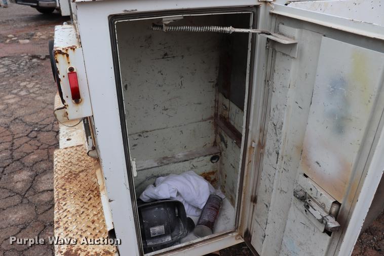 image for item EJ9791 1997 Chevrolet C2500 utility bed pickup truck