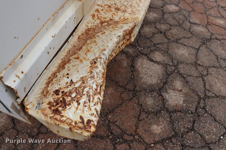 image for item EJ9791 1997 Chevrolet C2500 utility bed pickup truck