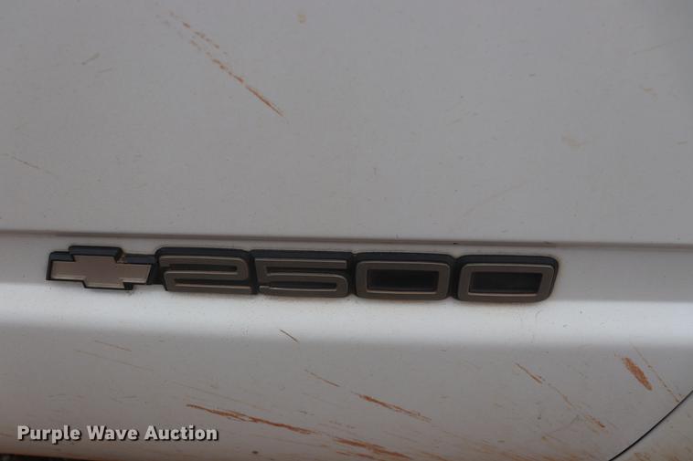 image for item EJ9791 1997 Chevrolet C2500 utility bed pickup truck