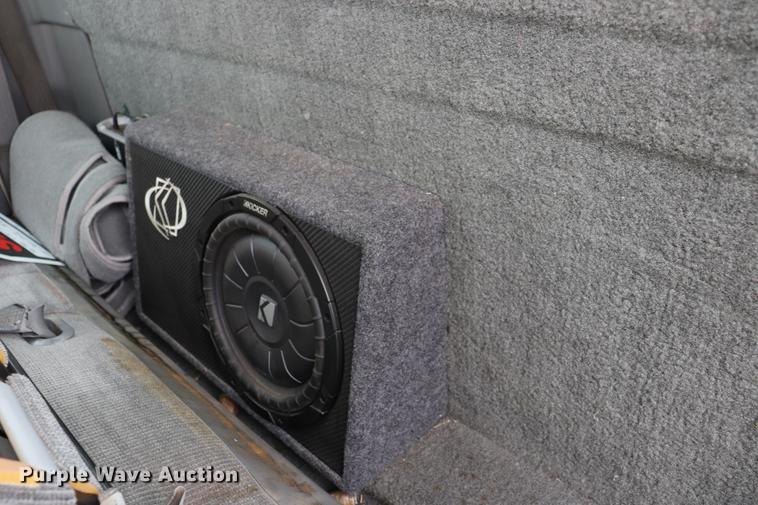 image for item EJ9793 1988 Ford F150 XLT pickup truck