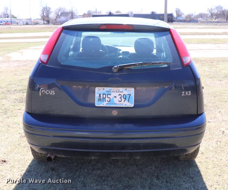 image for item EJ9797 2003 Ford Focus ZX3
