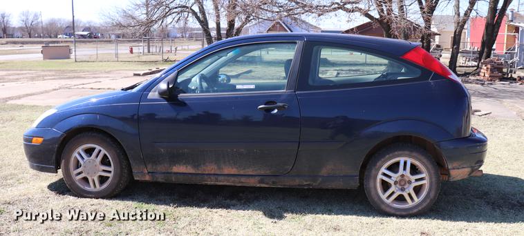 image for item EJ9797 2003 Ford Focus ZX3