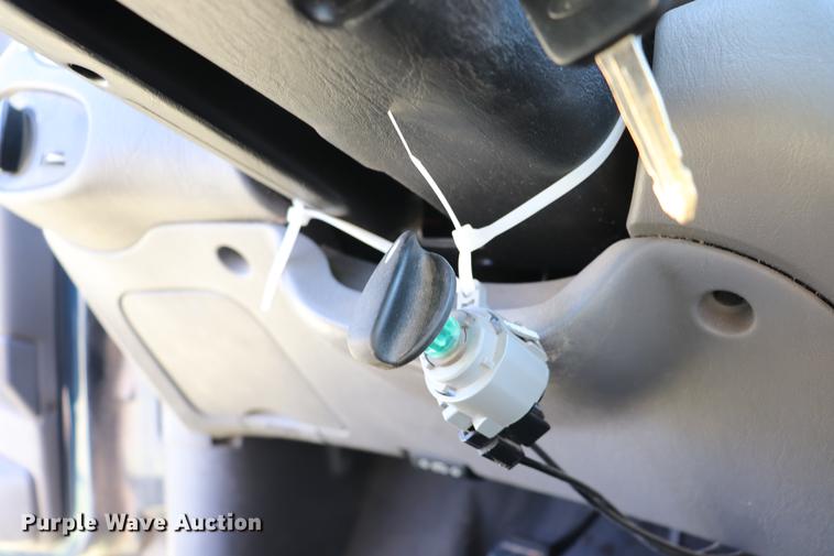 image for item EJ9797 2003 Ford Focus ZX3