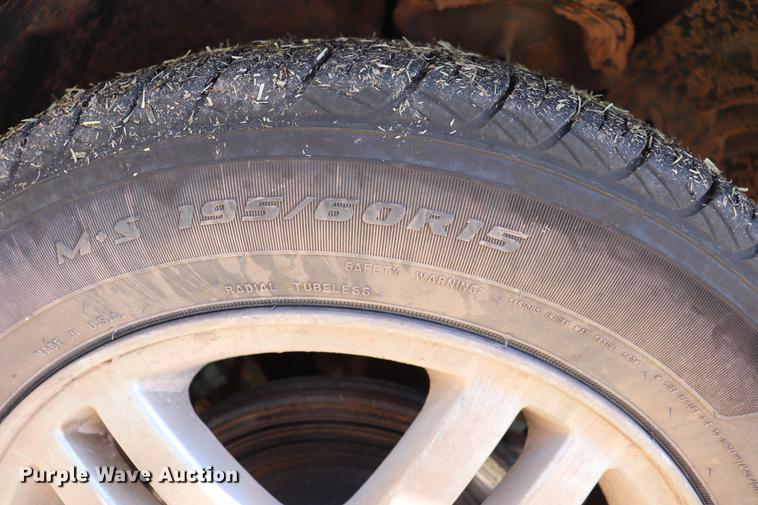 image for item EJ9797 2003 Ford Focus ZX3