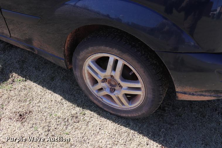 image for item EJ9797 2003 Ford Focus ZX3