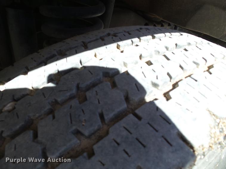 image for item EN9532 2008 Ford E450 ambulance