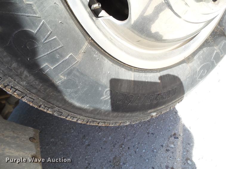 image for item EN9532 2008 Ford E450 ambulance