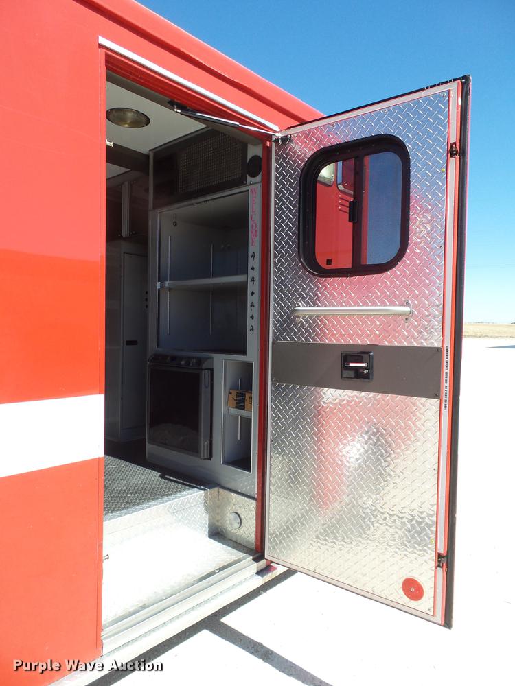 image for item EN9532 2008 Ford E450 ambulance
