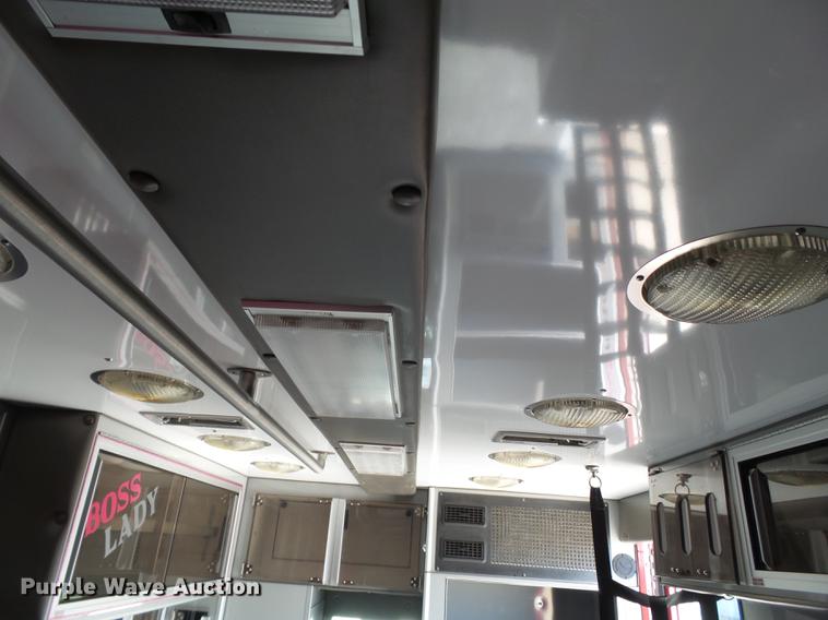 image for item EN9532 2008 Ford E450 ambulance