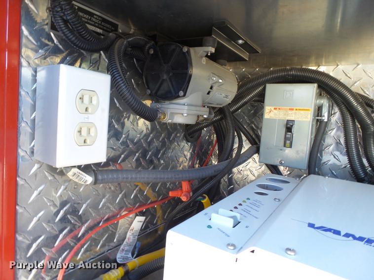 image for item EN9532 2008 Ford E450 ambulance