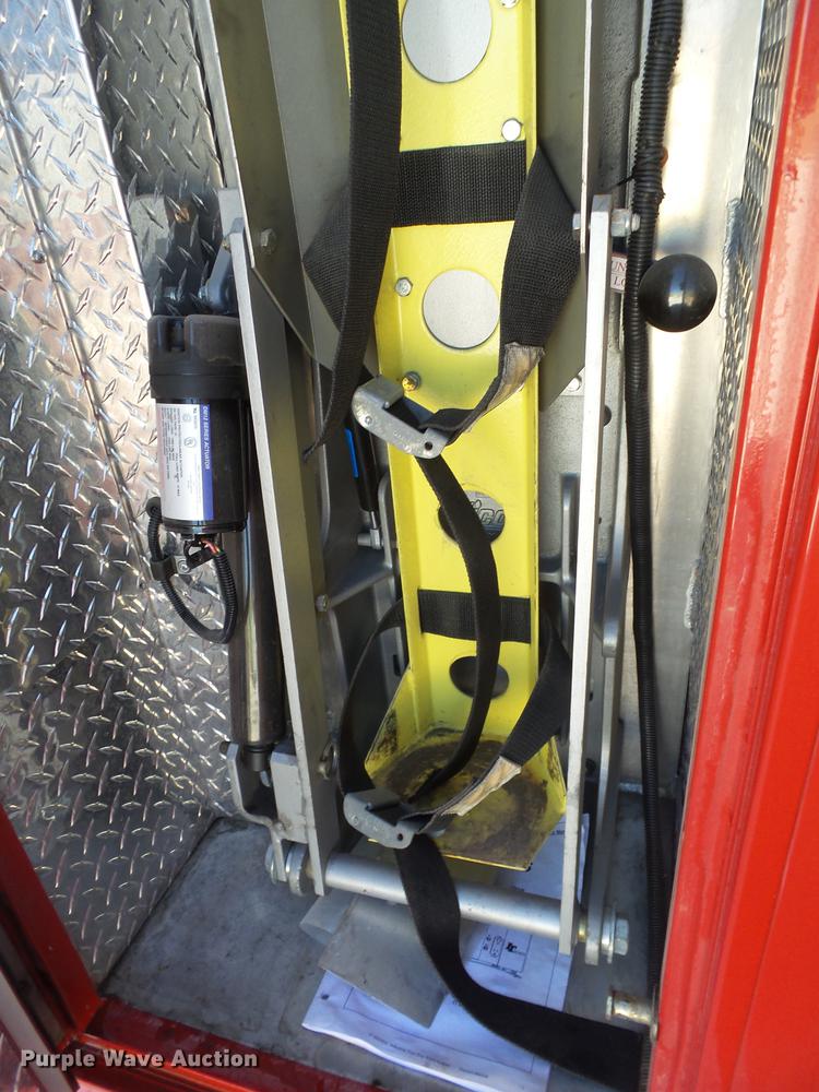 image for item EN9532 2008 Ford E450 ambulance