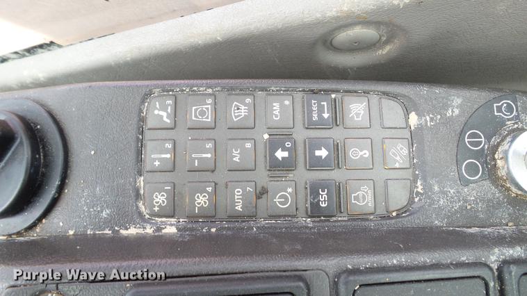 image for item BW9181 2012 Volvo EC140C L excavator