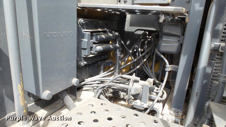 image for item BW9181 2012 Volvo EC140C L excavator