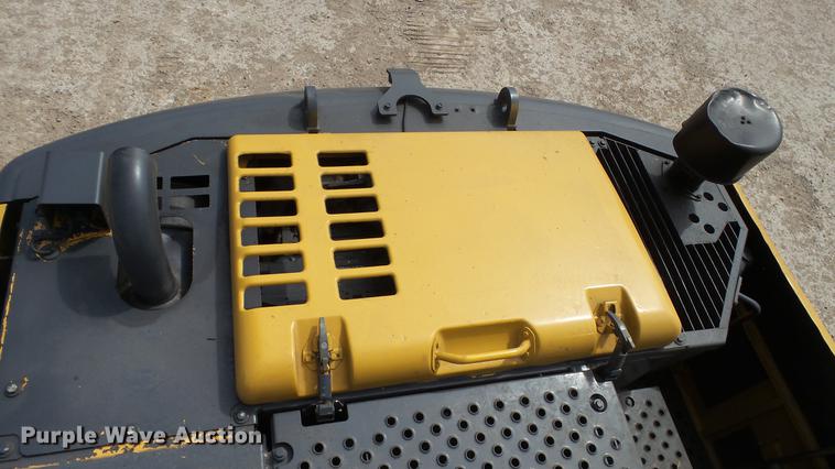 image for item BW9181 2012 Volvo EC140C L excavator