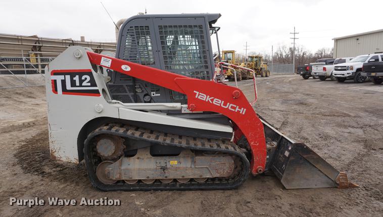 image for item DB0489 2014 Takeuchi TL12 skid steer