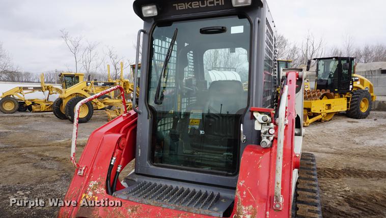 image for item DB0489 2014 Takeuchi TL12 skid steer