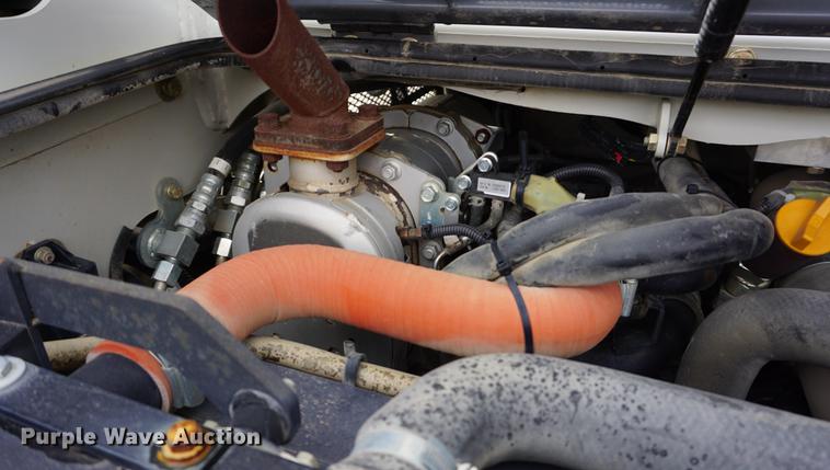 image for item DB0489 2014 Takeuchi TL12 skid steer