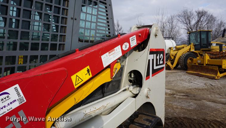 image for item DB0489 2014 Takeuchi TL12 skid steer