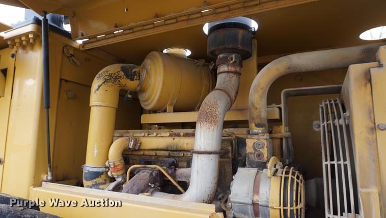 image for item DB0491 1992 Caterpillar CP-563 single drum vibratory roller