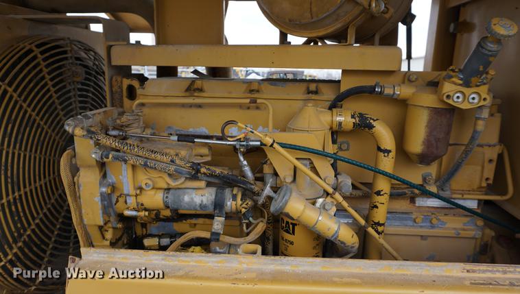 image for item DB0491 1992 Caterpillar CP-563 single drum vibratory roller