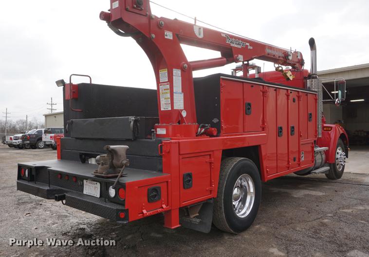 image for item DB0492 2006 Kenworth T300 service truck with crane