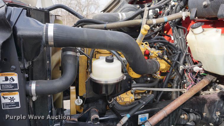 image for item DB0492 2006 Kenworth T300 service truck with crane