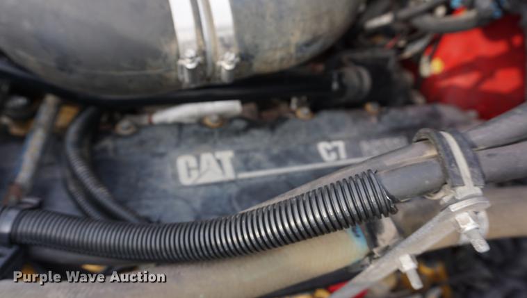 image for item DB0492 2006 Kenworth T300 service truck with crane