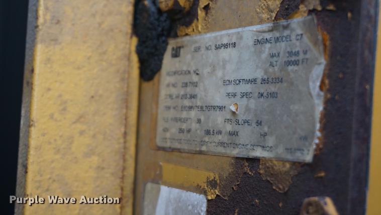 image for item DB0492 2006 Kenworth T300 service truck with crane