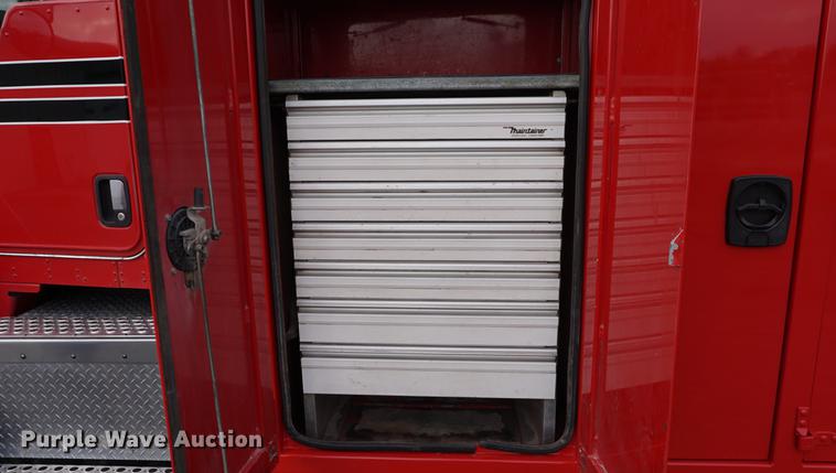 image for item DB0492 2006 Kenworth T300 service truck with crane