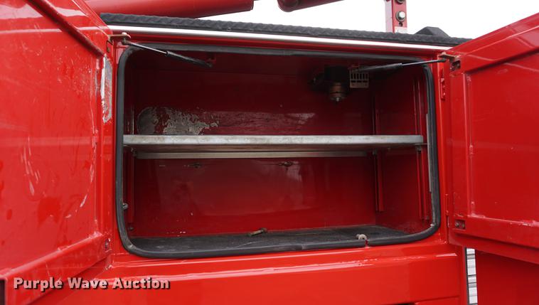 image for item DB0492 2006 Kenworth T300 service truck with crane