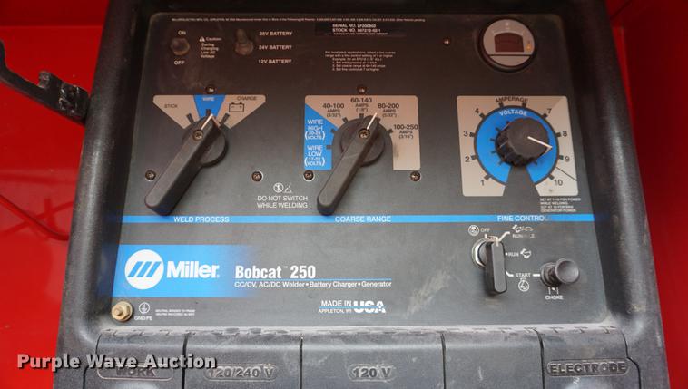 image for item DB0492 2006 Kenworth T300 service truck with crane